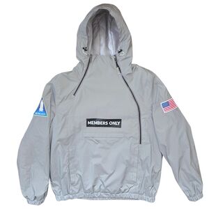 Members Only Sport Space Suit Jacket Mens Size L Silver Reflective Hooded